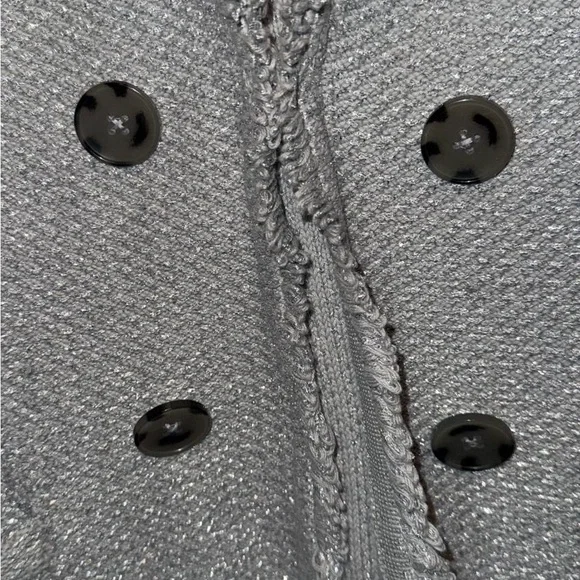 Sparkly Chico’s Metallic Silver Gray Tweed Sweater Blazer Frayed Edging Size 4 - Picture 7 of 9